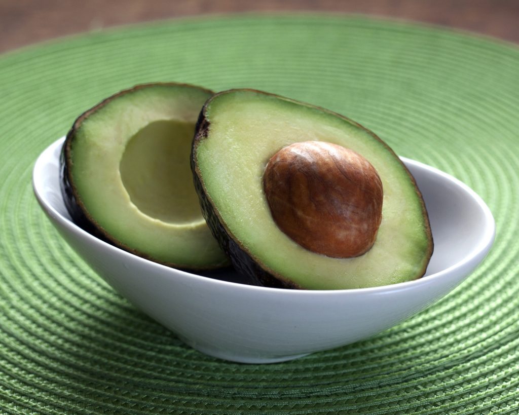 Cosa succede al tuo corpo se mangi un avocado al giorno?