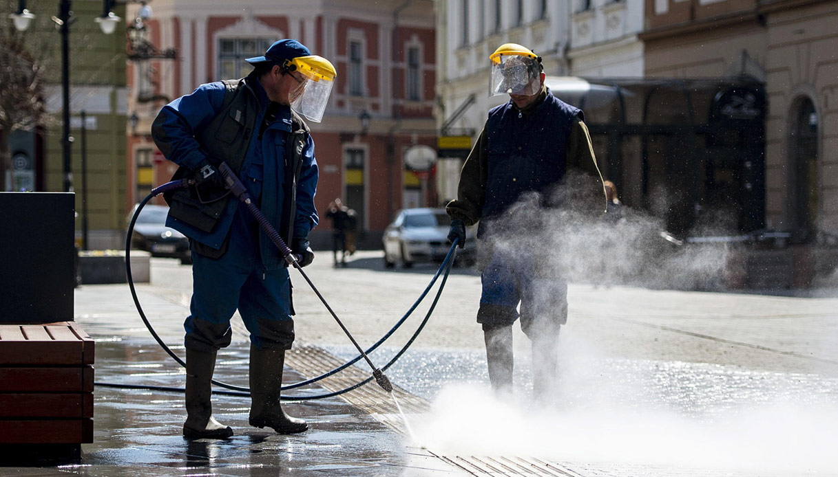 Acqua Contaminata Dal Coronavirus A Parigi: Come Stanno Le Cose?