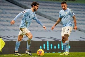 Un gol per tempo, Mancity vince 2-0 in casa Moenchengladbach