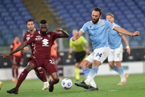 Lazio-Torino 0-0 nel recupero, granata salvi e Benevento in B