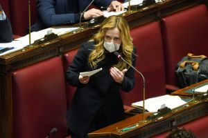 Meloni “Abolire subito il coprifuoco o non recuperiamo il turismo”