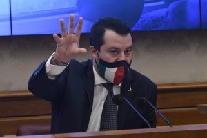 Salvini “Azzeriamo il Codice degli Appalti, usiamo le norme Ue”