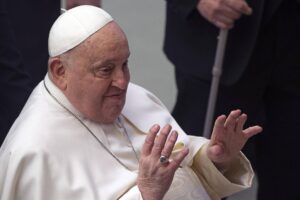 Insufficienza renale (lieve), cos’è la nuova patologia di cui soffre Papa Francesco